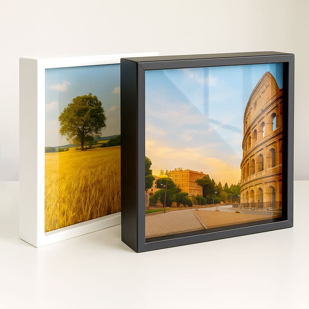 Plexiglass con cornice nera o bianca