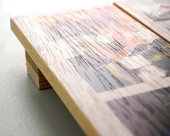 dettaglio stampa su listelli in legno